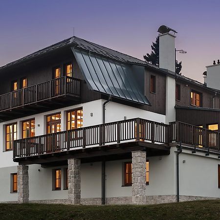 Aneta Hotel & Restaurant Vítkovice Eksteriør bilde