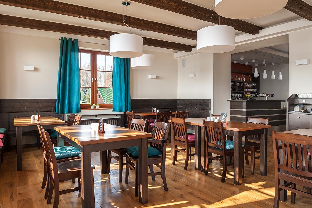 Aneta Hotel & Restaurant Vítkovice Eksteriør bilde
