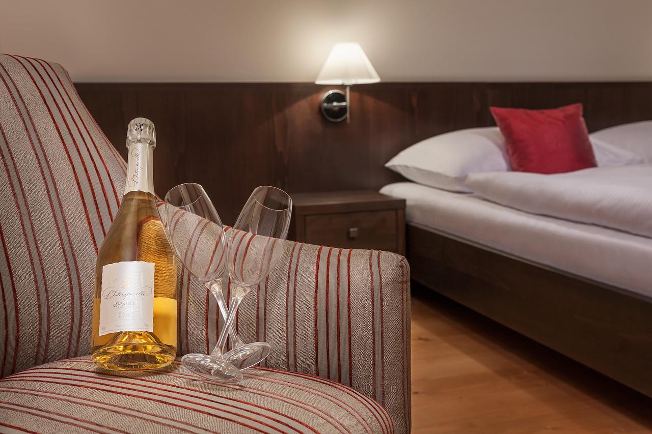 Aneta Hotel & Restaurant Vítkovice Eksteriør bilde